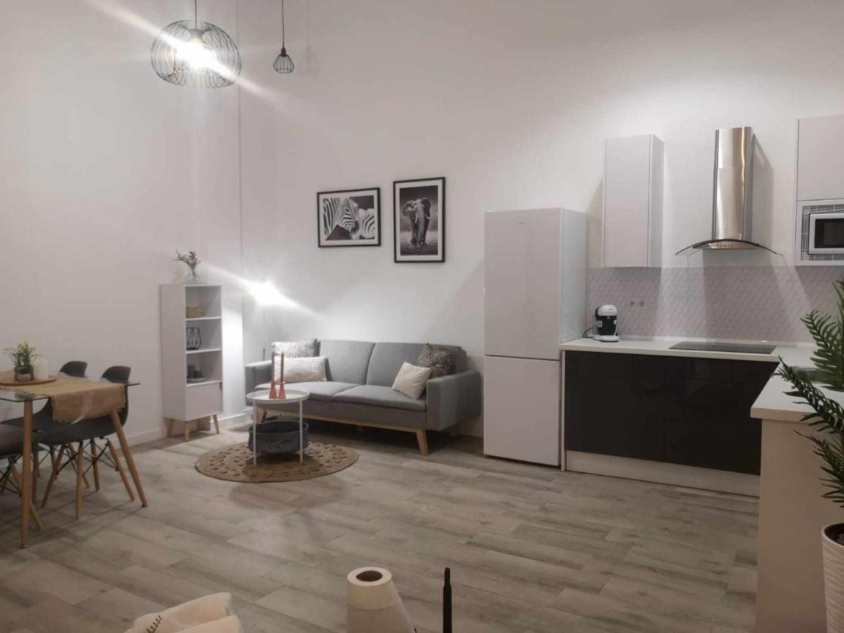 La Victoria Suites Malaga Luaran gambar