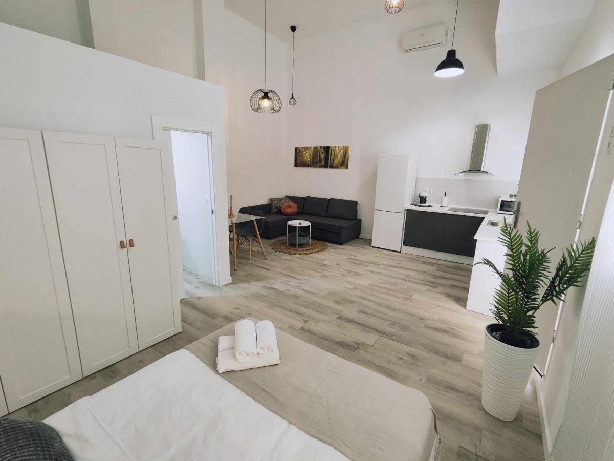 La Victoria Suites Malaga Luaran gambar